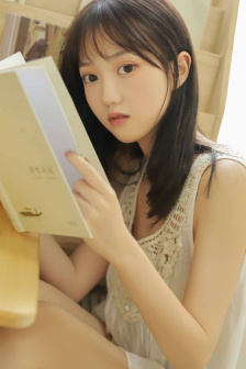 花蝴蝶与野玫瑰